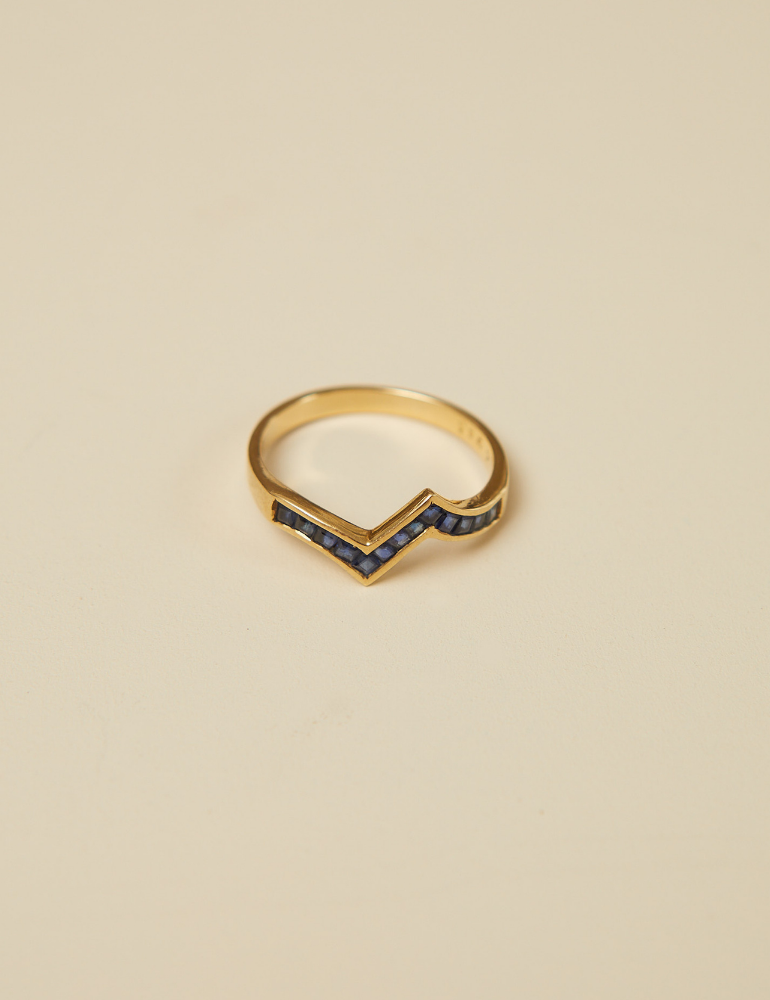 VINTAGE - Solid 9ct Gold Art Deco Sapphire Ring