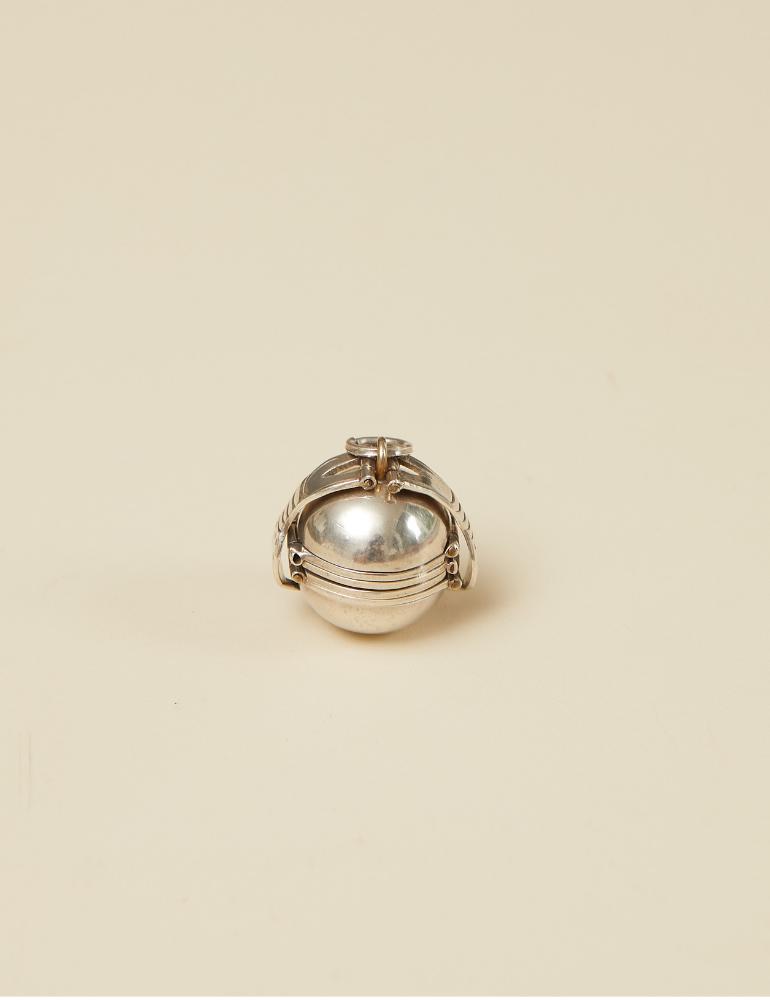 VINTAGE - Sterling Silver Sphere Locket Pendant