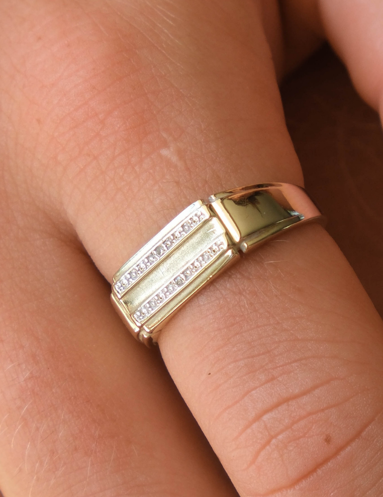 (SOLD) VINTAGE - 9ct Yellow and White Gold Men's Diamond Ring