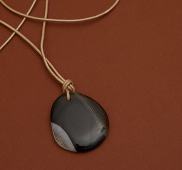 The Kate - Black Onyx Stone and Leather Necklace