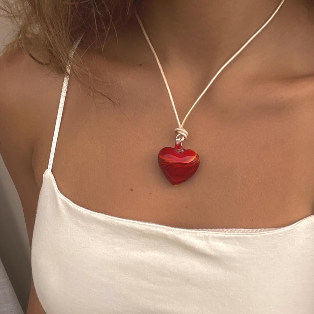 The Carrie - Red Necklace - Bonito